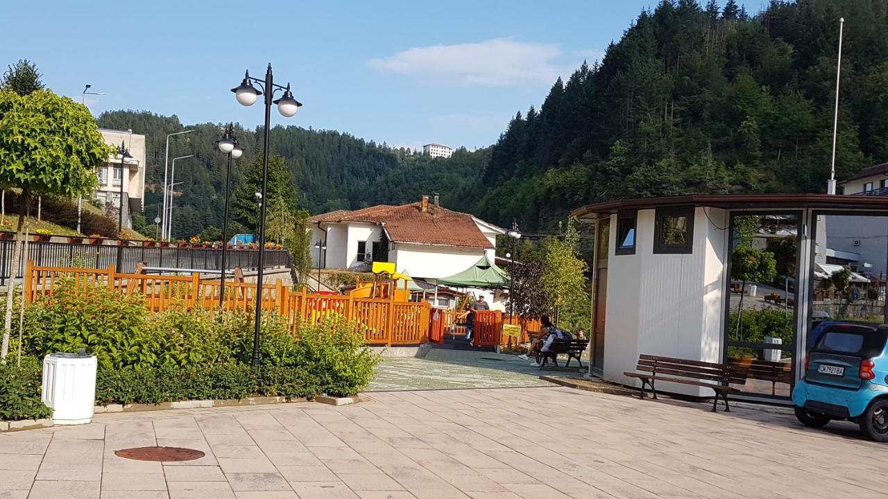 "Вила Баните" Exteriör bild